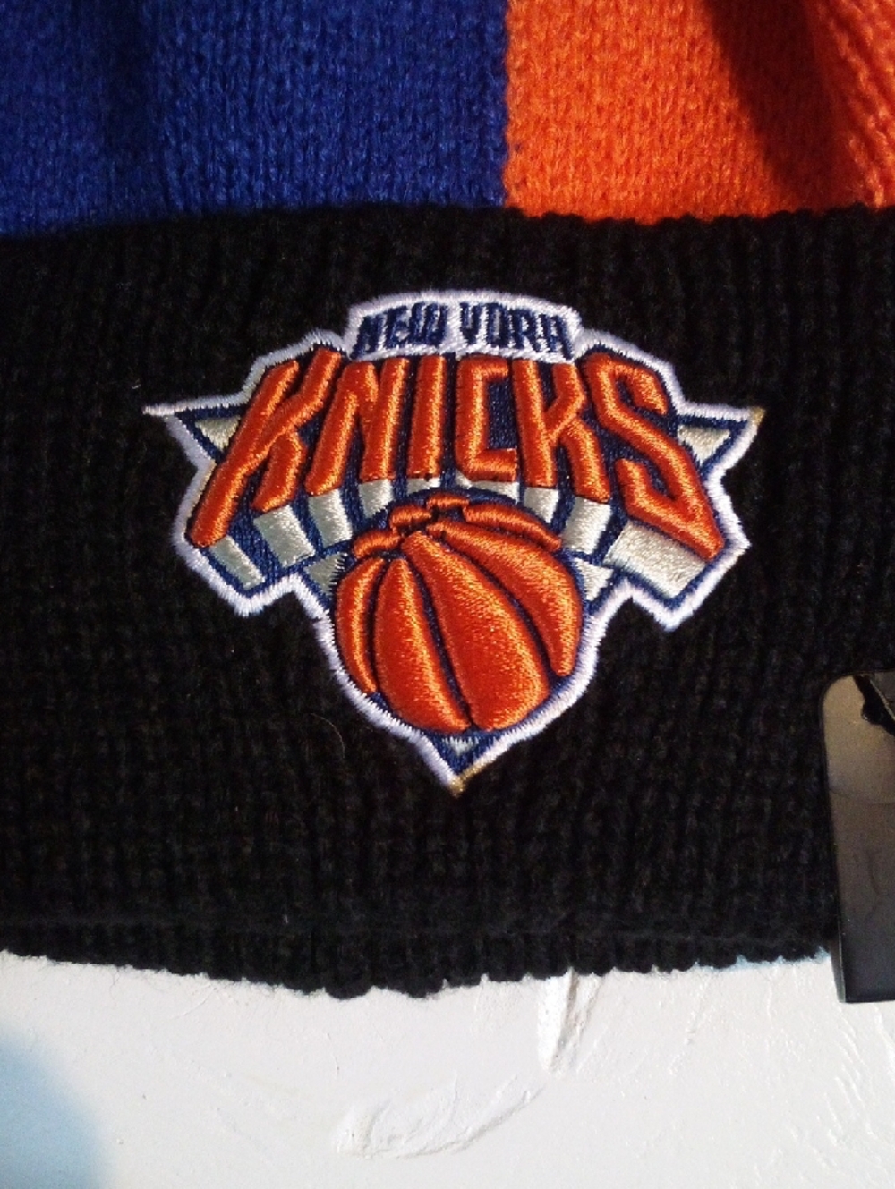 HISTORY ! New York Knicks NBA Knit Pom Beanie - Blue & Orange & Black NWT - Picture 3 of 8